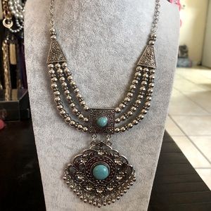 Fashion Fix set in silver & turquoise stone